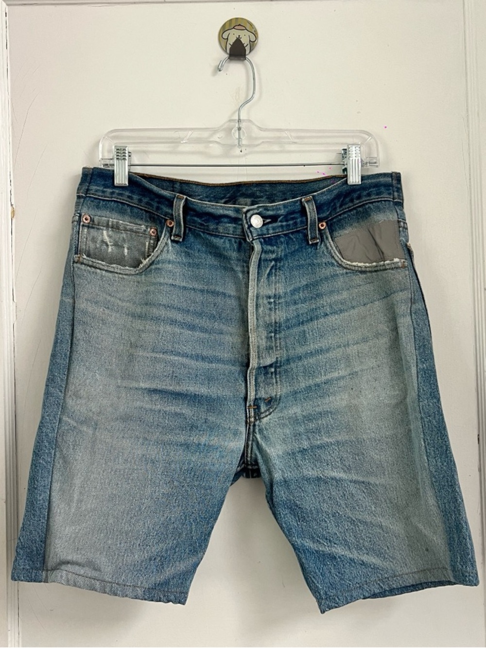 Levi's Shorts Jorts Size 28
TRENDING